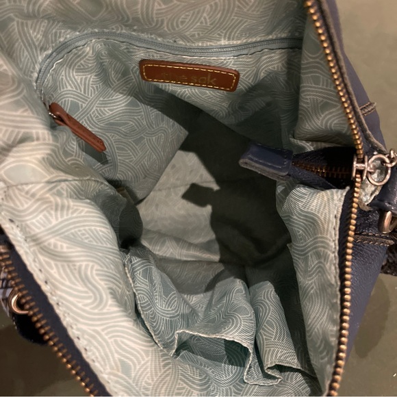 The Sak Lucia Navy Blue Leather Crossbody Bag - Picture 3 of 5